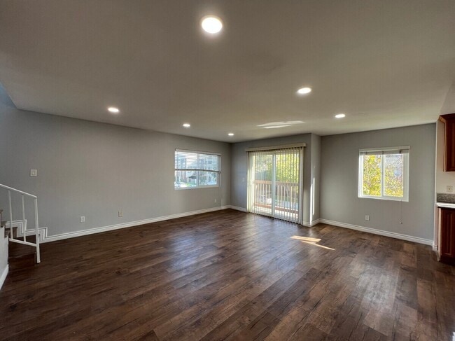 617 E Elk Ave