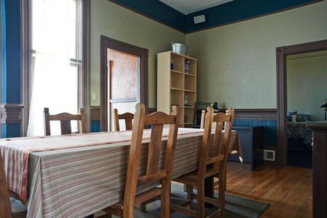 Photo - 131 Coleridge St