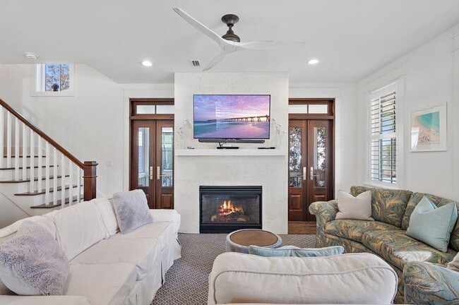 Photo - 70 Cypress Cir House