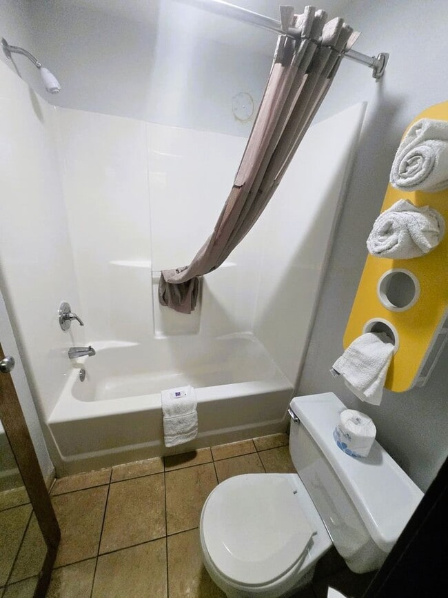 Photo - Motel 6- LaPorte Rd Unit Queen Suite Room