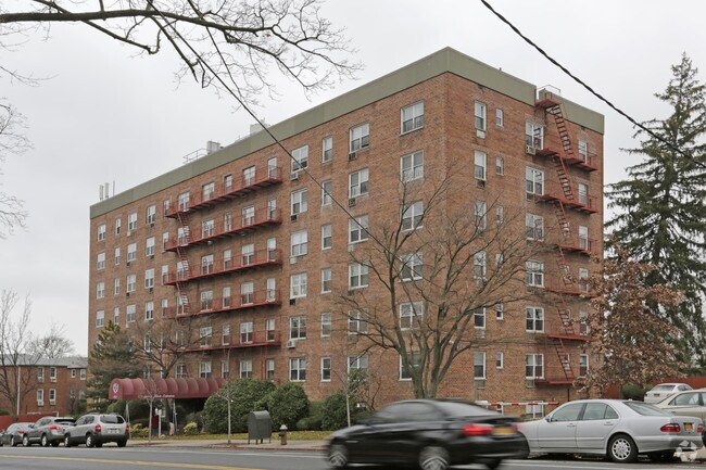 Photo - Country Neck Estates