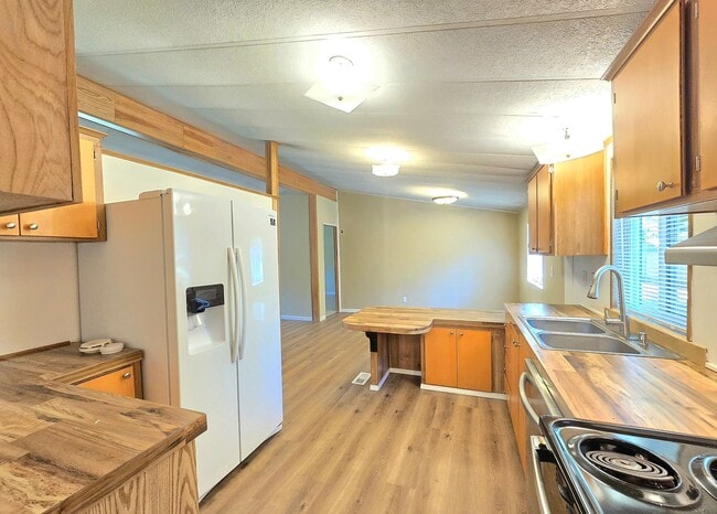 Photo - 3 Bedroom Home in Marysville  Pet Friendly...
