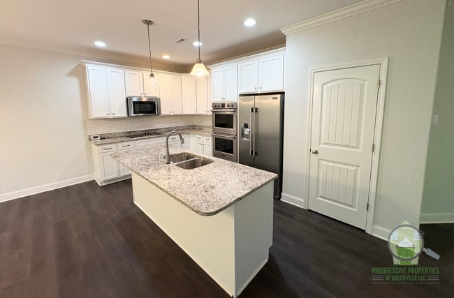 Photo - 400 Ansel Woods Ln