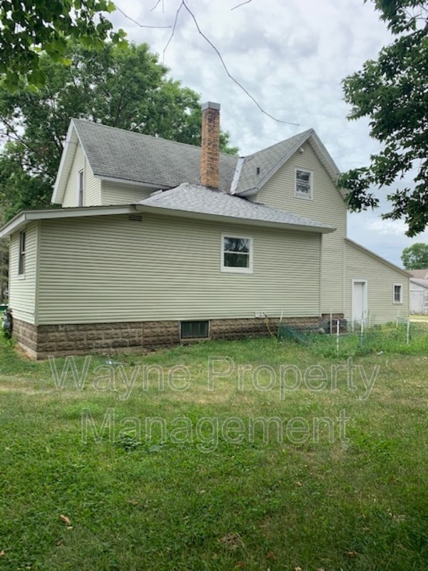 Photo - 515 NE 1st St