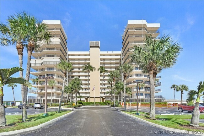 Building Photo - 10044 S Ocean Dr Unit 401