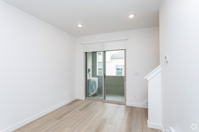 1BR, 1.5BA - 775SF - Living Room