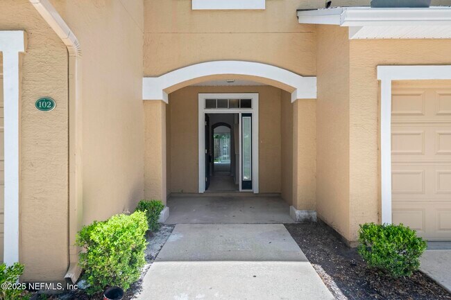 Photo - 5260 Collins Rd Townhome