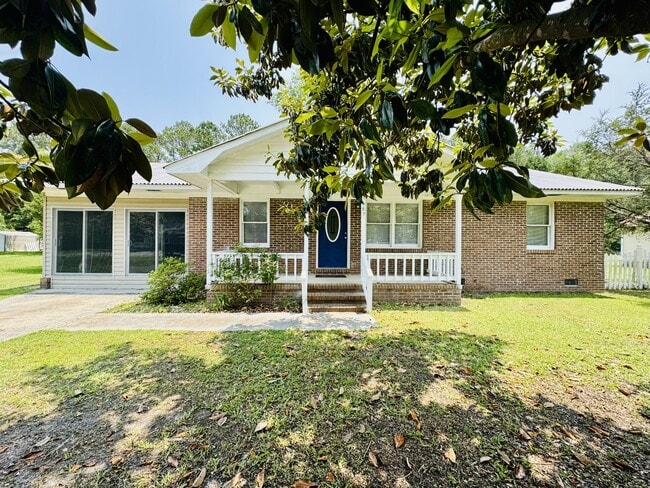Photo - 3582 Greenwood Dr House