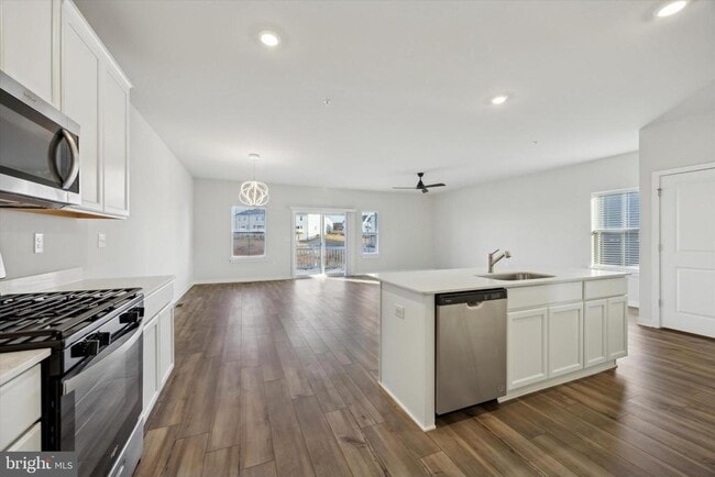 Photo - 24 Painters Wy