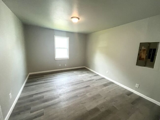 Photo - 1812 E 13th St Unidad B