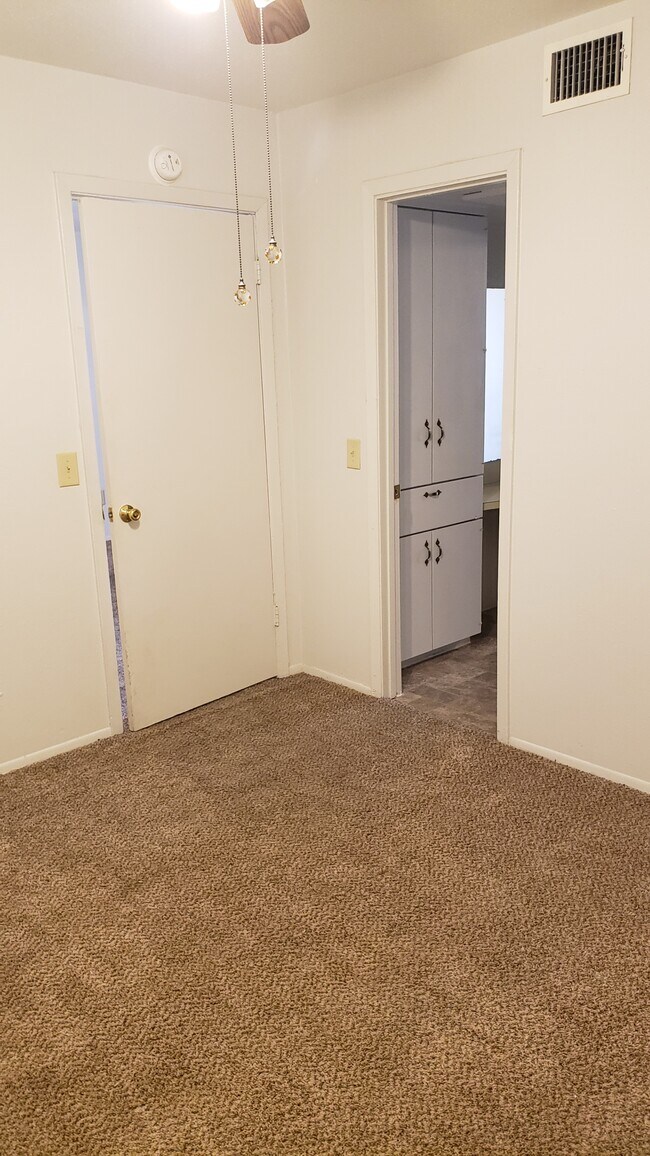 1500 N Houston Ave Apartments Livingston, TX