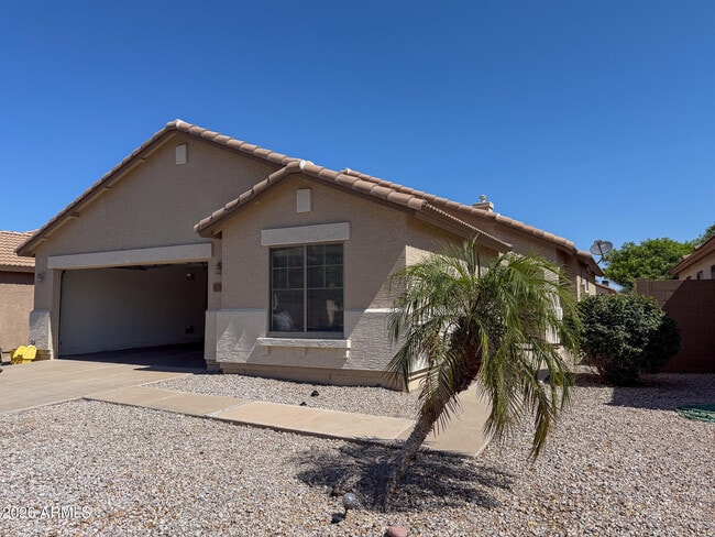 Photo - 1330 E Santa Fiore St