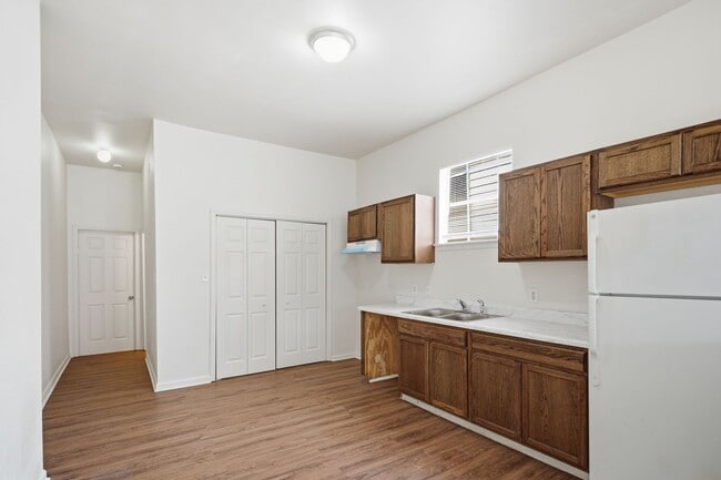 Photo - 2522 N Prieur St Unit 2522