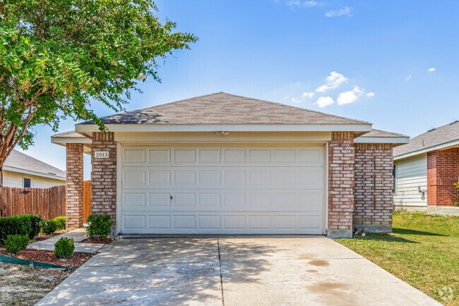 Building Photo - 2013 Angel Way Rental