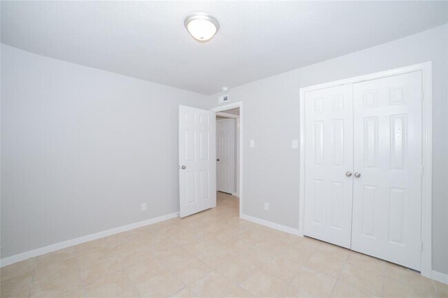 Photo - 2010 N Travis St Apartment Unit 116
