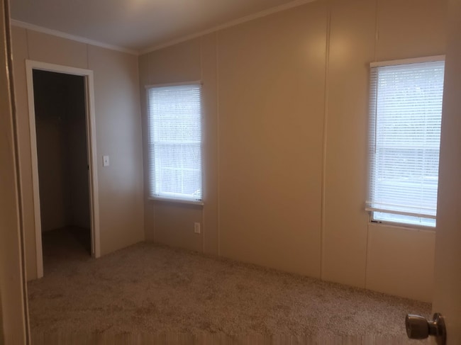 Photo - 2084 White Pine M H P Rd