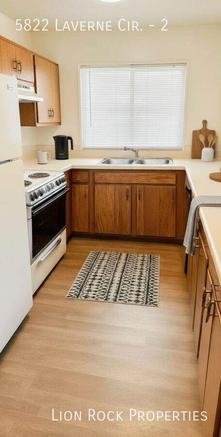 Photo - 5822 Laverne Cir N Unit 2