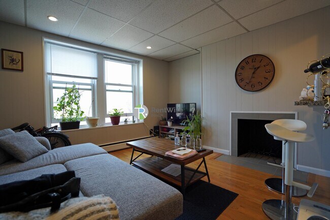 Photo - 1055 Beacon St Apartment Unit 7