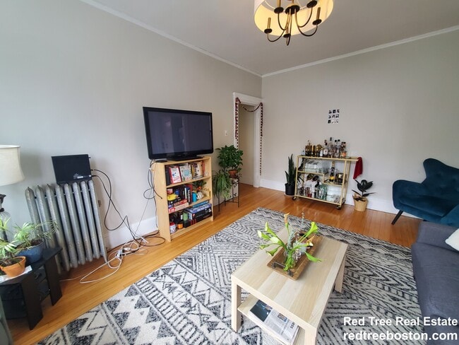 Photo - 12 Royce Rd Unit 3