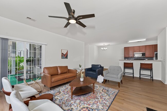 Photo - 1201 Grove Park Dr