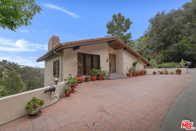 Photo - 10160 Cielo Dr