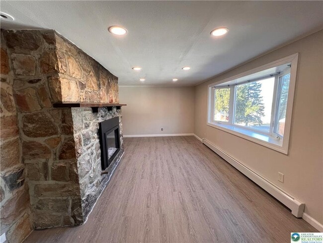 Photo - 2431 S 3rd St