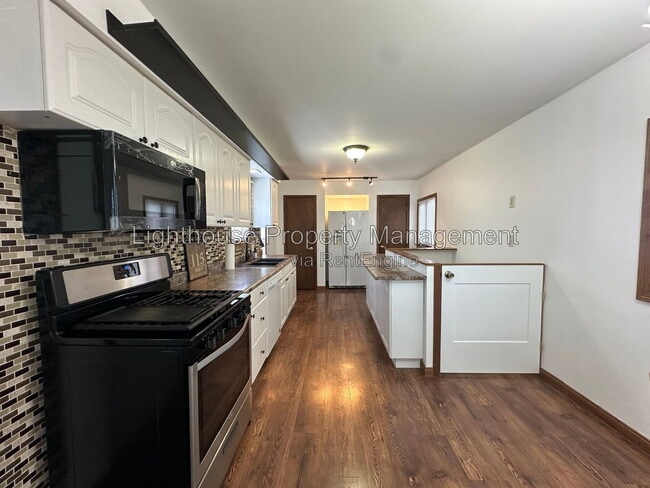 Photo - 115 N 30th St