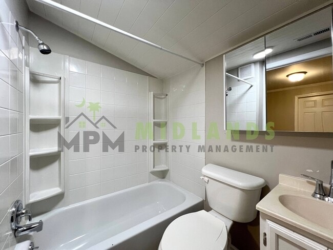 Photo - 610 W Hampton Ave