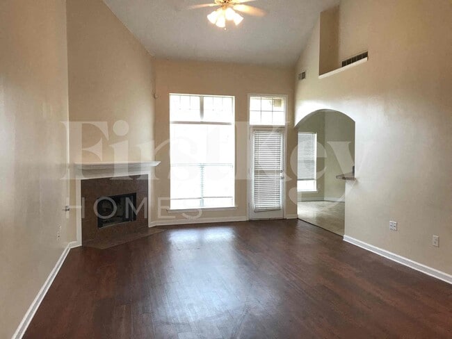 Photo - 7142 Queens Crown Ct