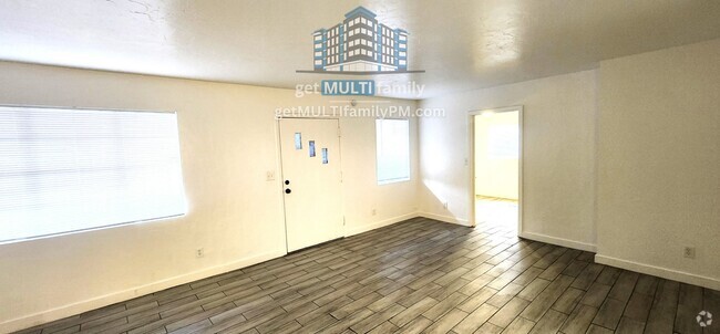 Building Photo - 1442 E Polk St Unit F Rental