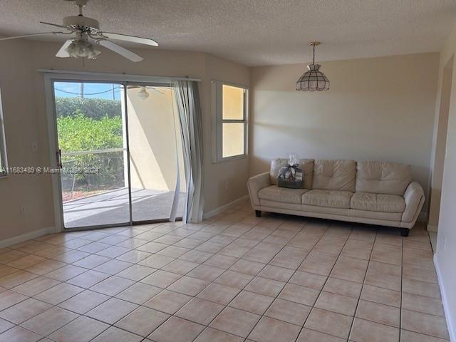 Photo - 2247 SE 27th Dr Condominio Unidad 105-D