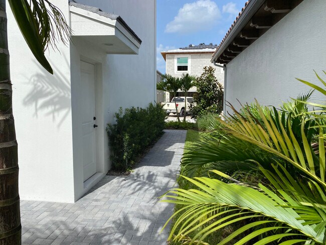 Photo - 13260 Machiavelli Way Unit A