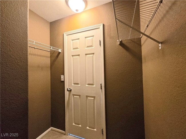 Photo - 4966 Tioga Pass Ave