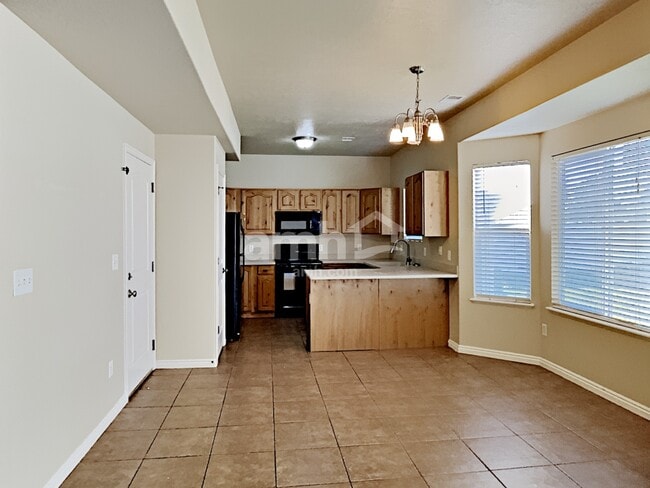 5708 Plumbago Ave