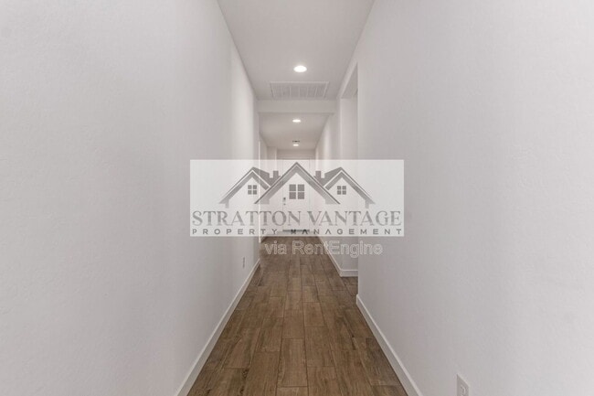 Photo - 36595 W Mediterranean Way