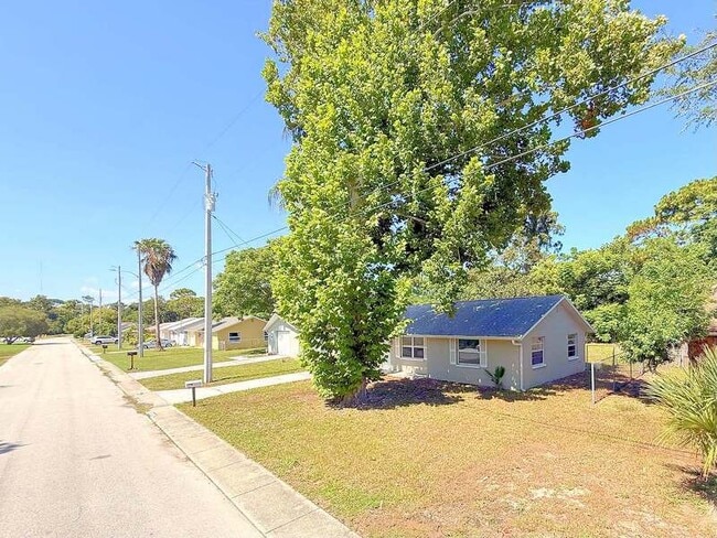 Photo - 15839 Villa Dr