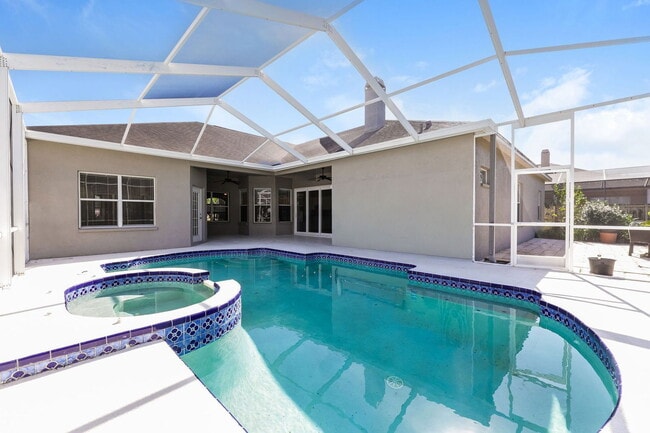 Photo - 1253 Deerbourne Dr