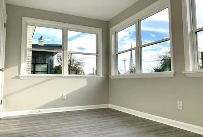 Building Photo - 110 Marcy St