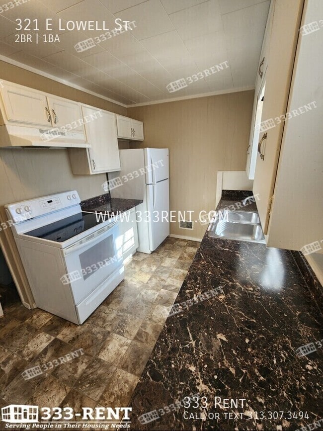 Photo - 321 E Lowell St