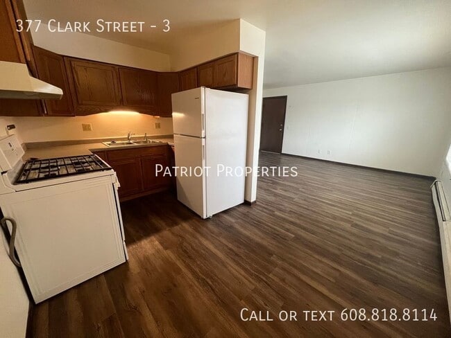 Photo - 377 Clark St Unit 3