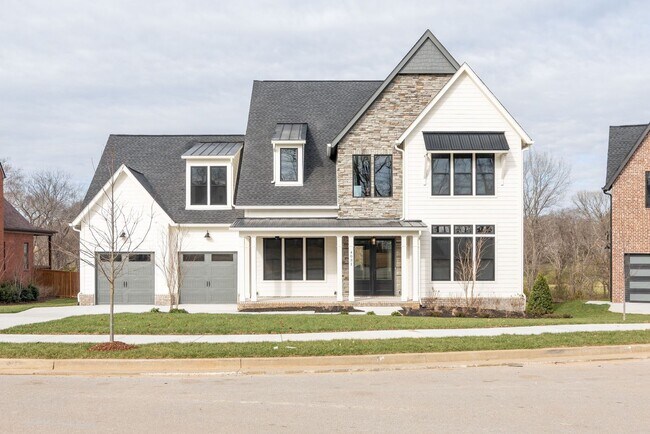 Photo - Like New 4 Bedroom Luxury Home in Franklin TN