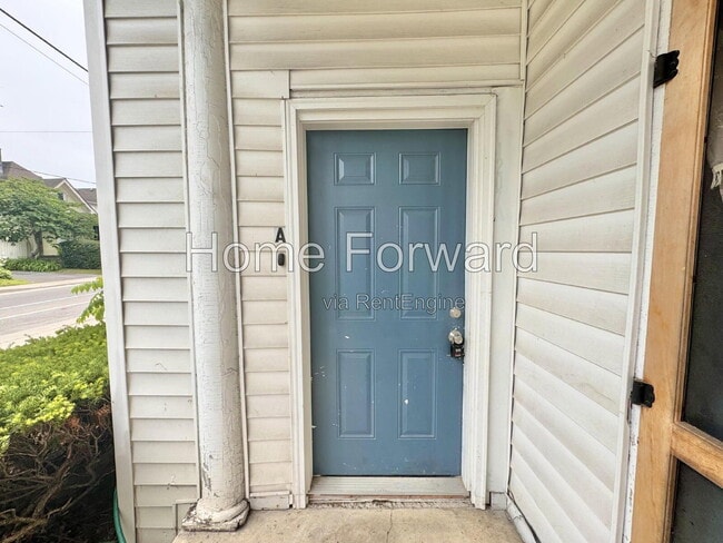 Photo - 1207 High St