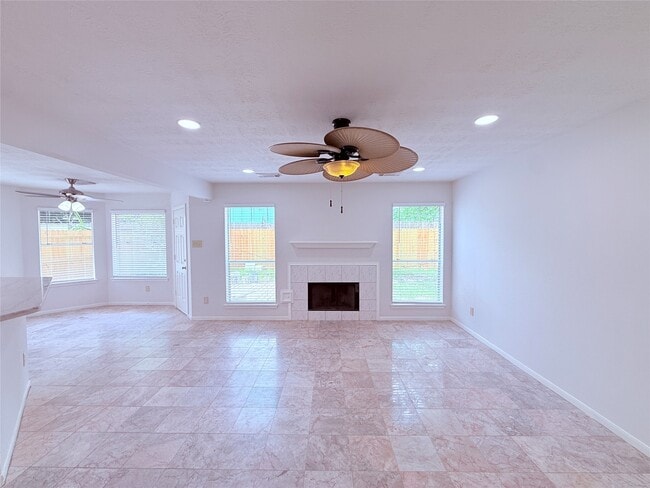 Photo - 13407 Carruth Ln
