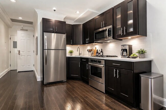 Photo - 316 W 14th St Unidad 1