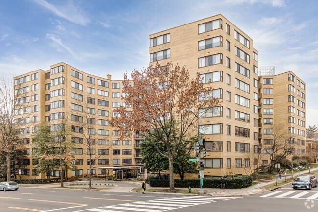 Photo - Essex Apartments