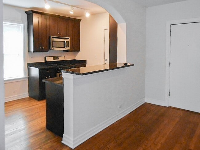 Photo - 3810 N Sheffield Ave Unit 2S