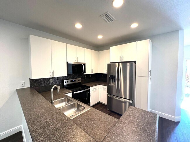 Photo - 3105 NW 25th Way