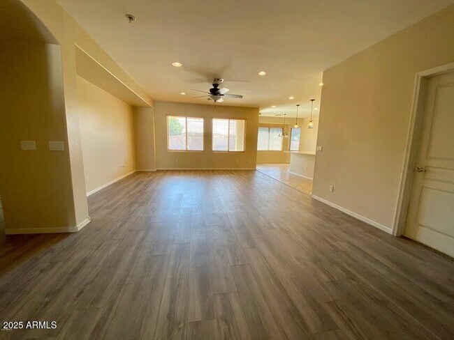 Photo - 2127 W Maya Way