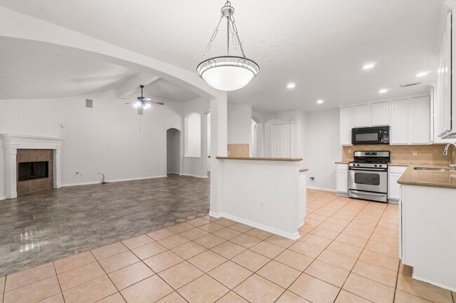 Photo - 255 Genesee Ridge Ct