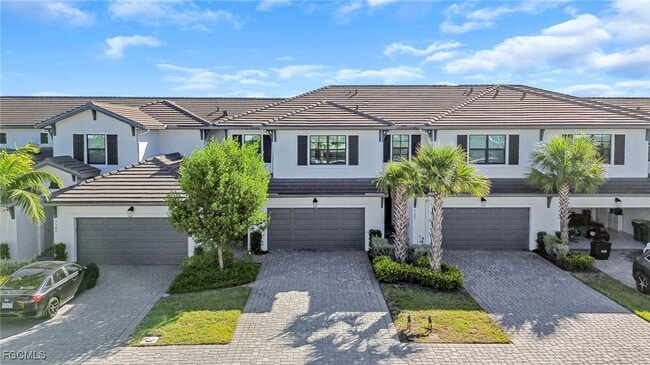 Building Photo - 7584 Carnegie Way